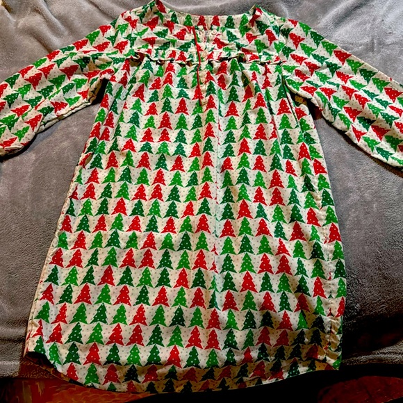 Christmas tree night gown - Picture 1 of 5